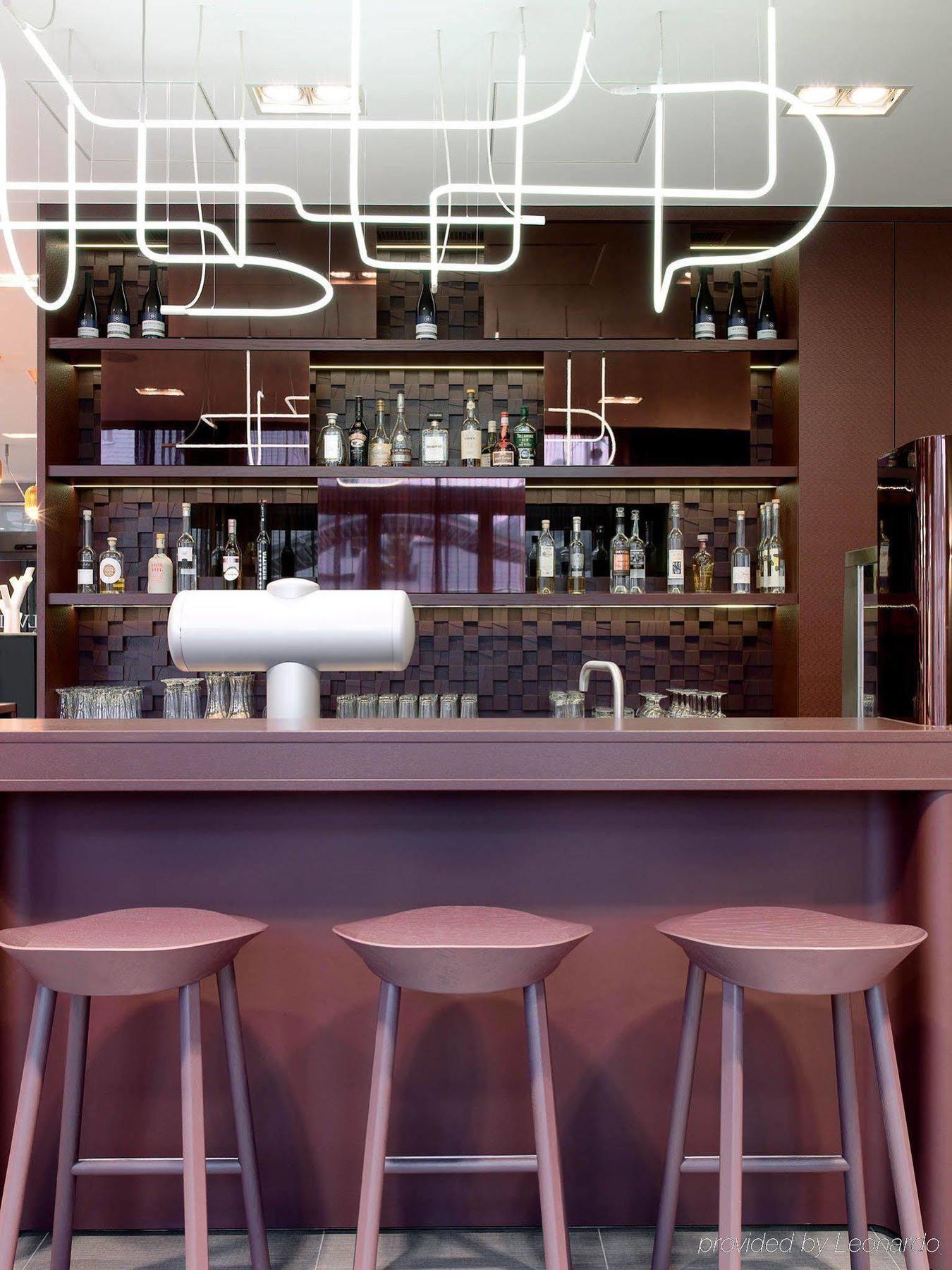 Badehotel Belvair Scuol Restoran fotoğraf